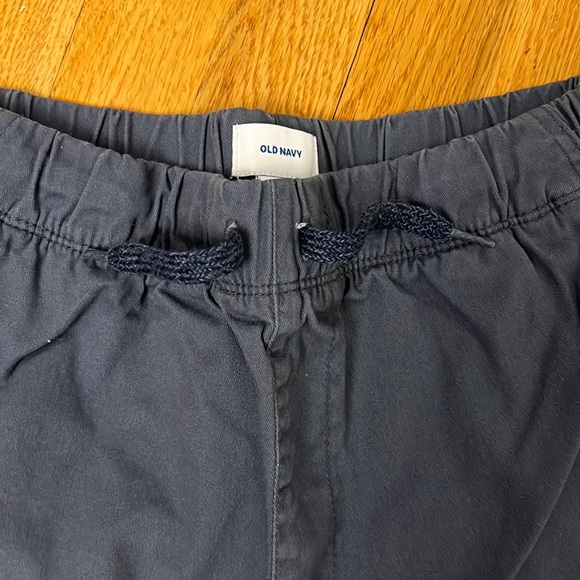 Old Navy 18 Husky Cargo Shorts - Picture 4 of 7